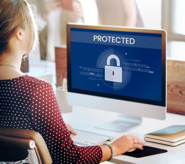 Protezione delle identità digitali aziendali con password sicure e autenticazione MFA 